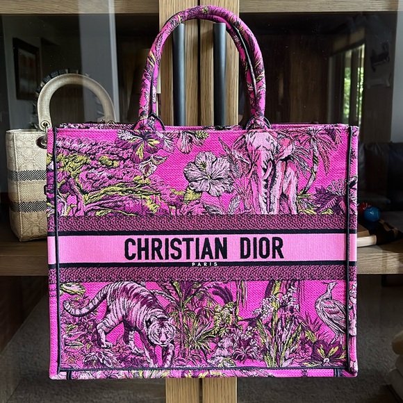 Dior Handbags - ⭐️RARE⭐️Christian Dior Large Book Tote Embroidered Fuschia Ltd. Edition FULL SET